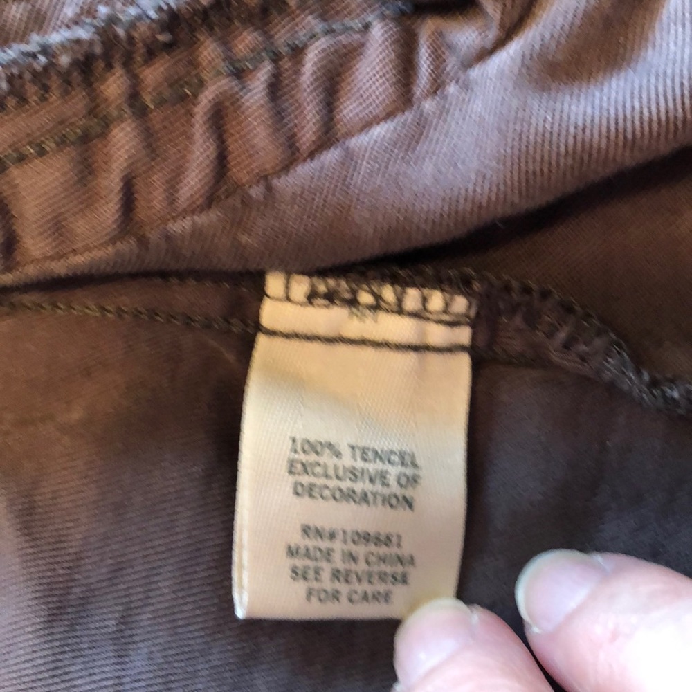 Vest - Picture 3 of 3